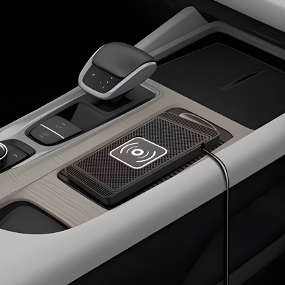 🔌 Rubber Anti‑Slip Pad Car Wireless Charger (15 W Fast Charge)